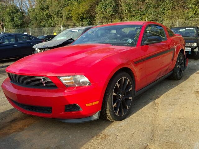 Ford Mustang V6 Coupé 2012 Rot